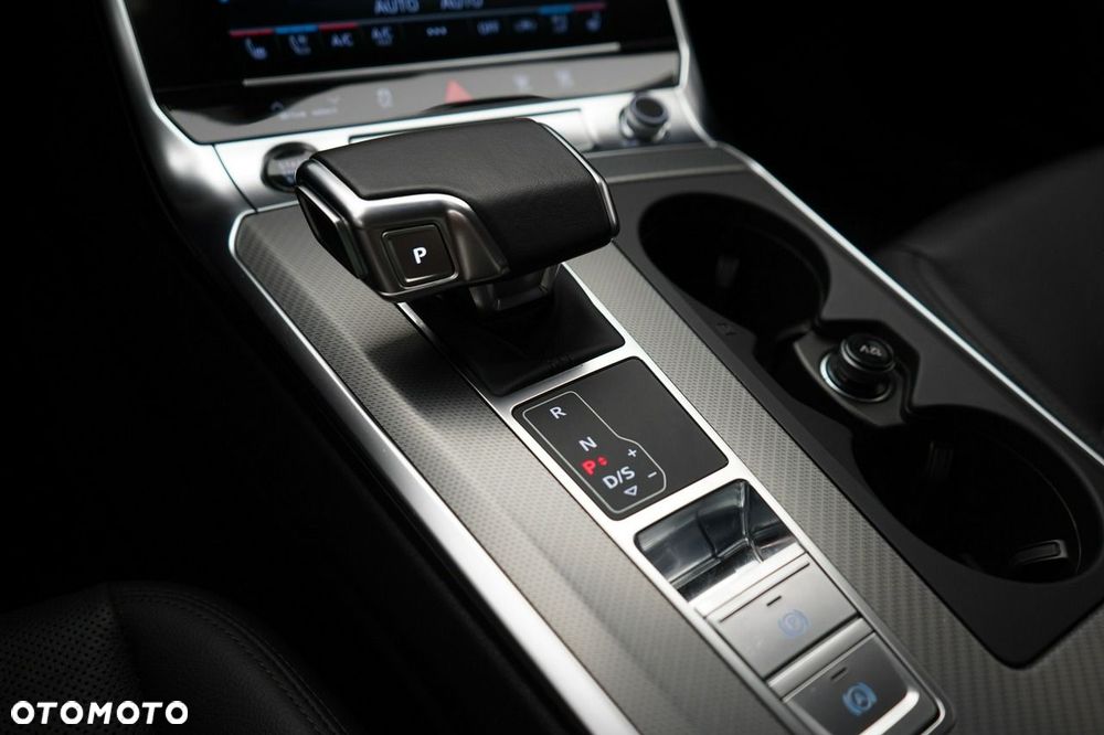 Audi A6 Avant - 32
