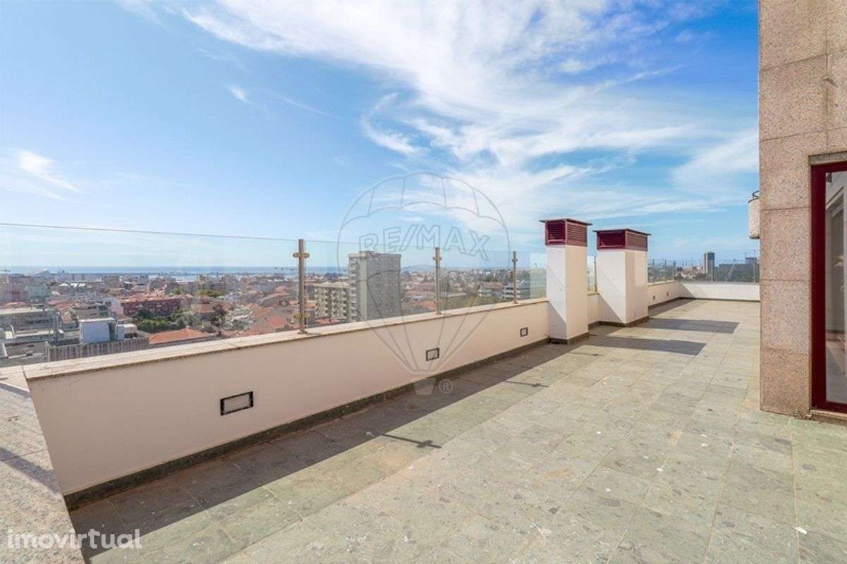 Apartamento T4 para venda - Grande imagem: 2/35