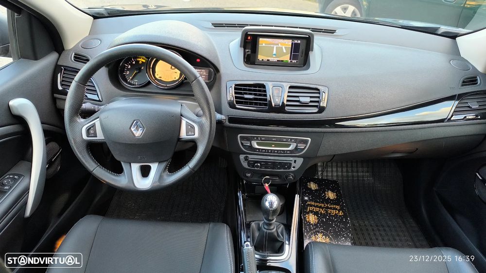 Renault Mégane ENERGY dCi 110 Start & Stop Bose Edition - 20