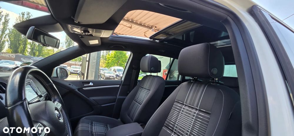 Volkswagen Tiguan 2.0 TDI SCR 4MOTION BlueMotion Technology DSG Exclusive - 33