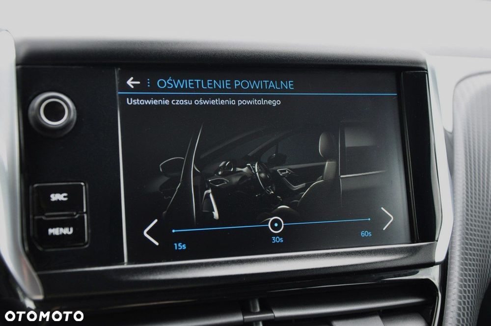 Peugeot 2008 1.2 Pure Tech Style - 24