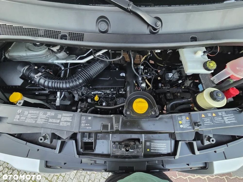 Nissan NV400 - 36
