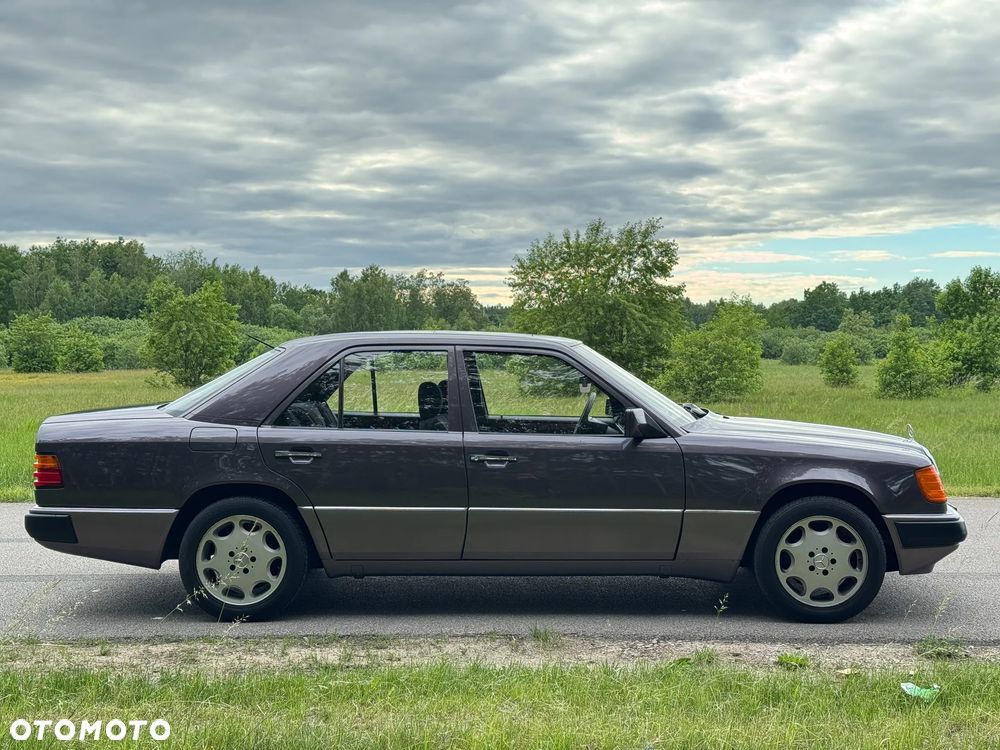 Mercedes-Benz W124 (1984-1993) - 15