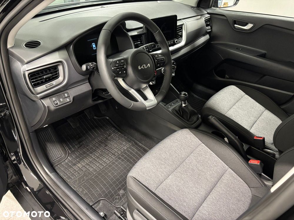 Kia Stonic - 12