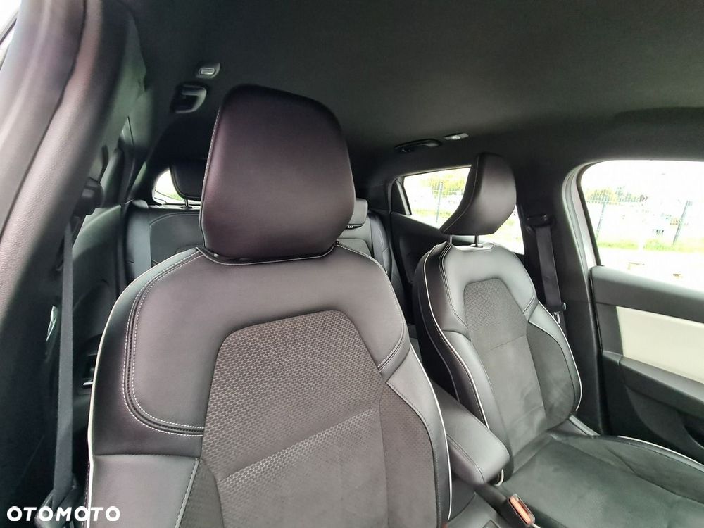 Renault Clio TCe 90 EVOLUTION - 29
