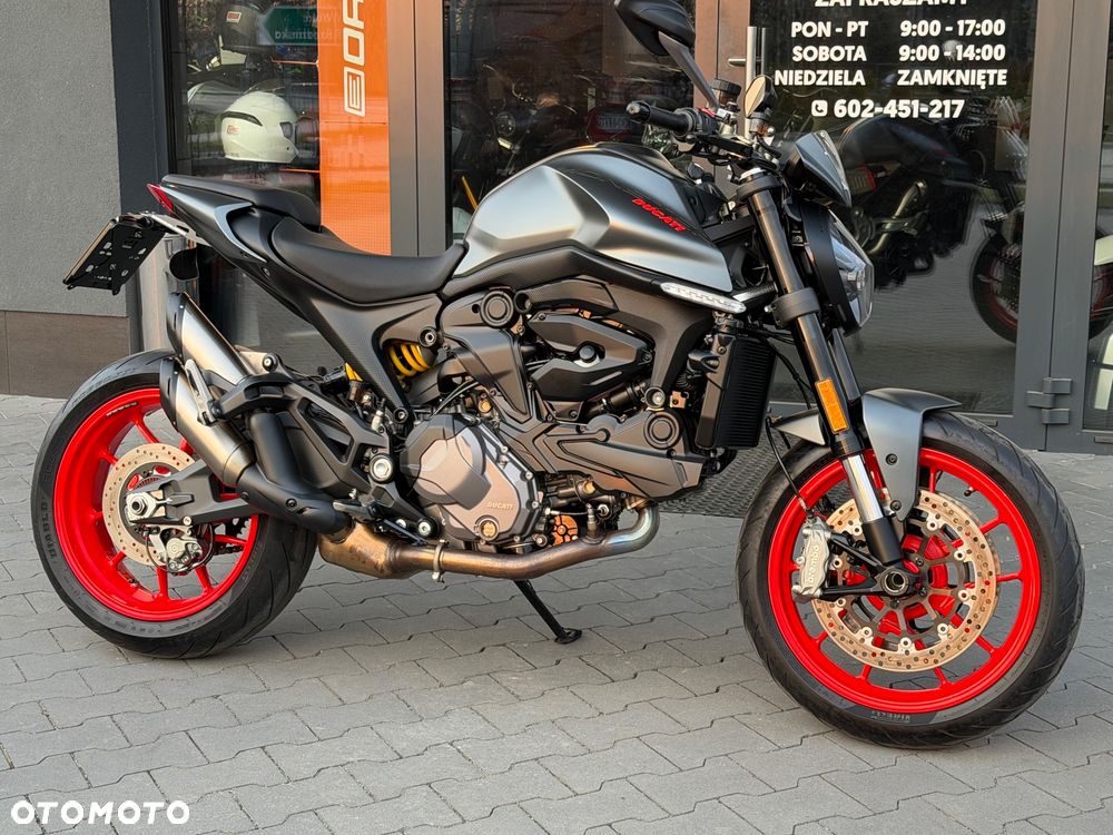 Ducati Monster - 1