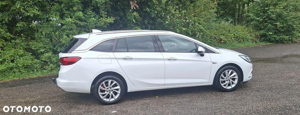 Opel Astra 1.6 CDTI Elite S&S - 9