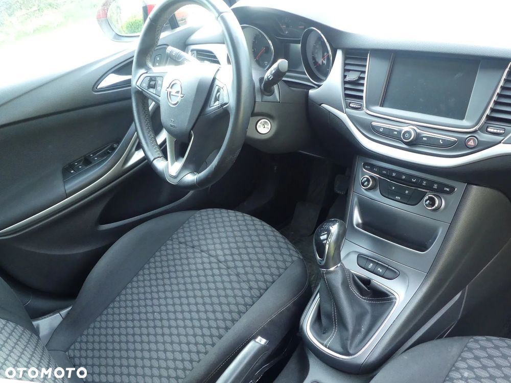 Opel Astra 1.4 Enjoy - 26