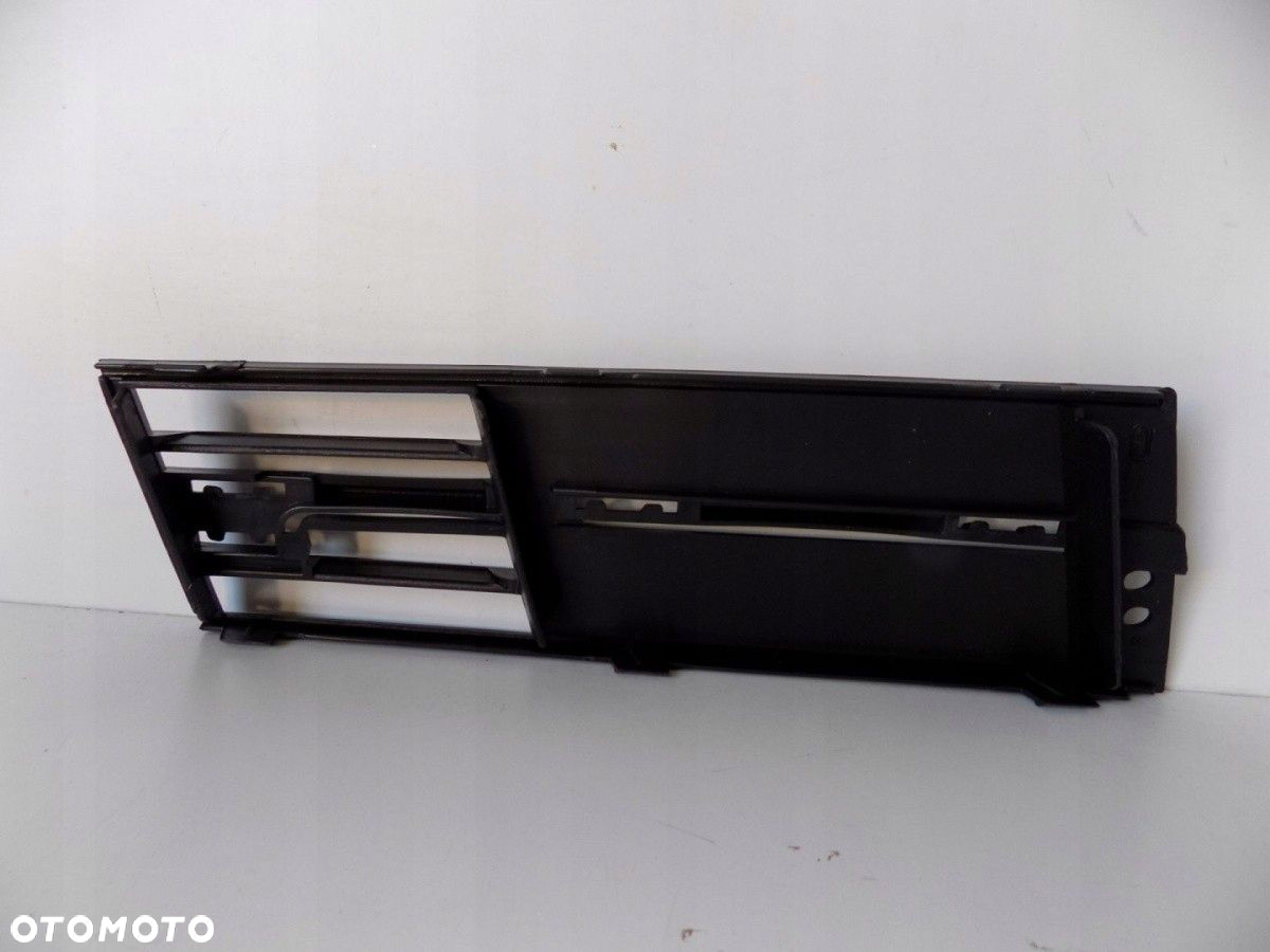 BMW 7 F01/F02 LCI Kratka Zderzaka Lewa - 3181 - 2