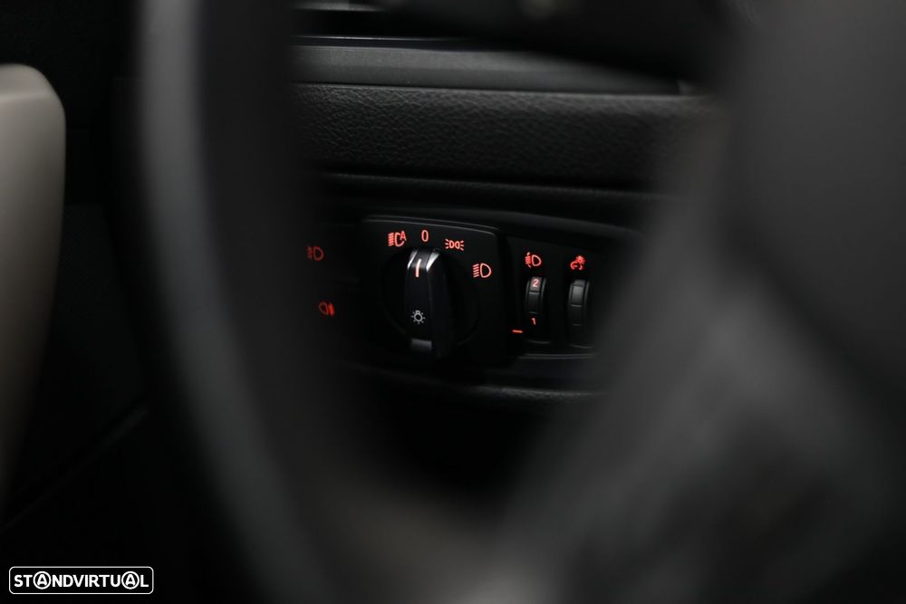 BMW 116 d Advantage - 18