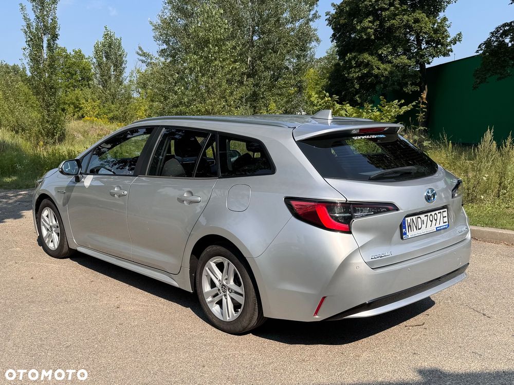 Toyota Corolla 1.8 Hybrid Comfort - 4