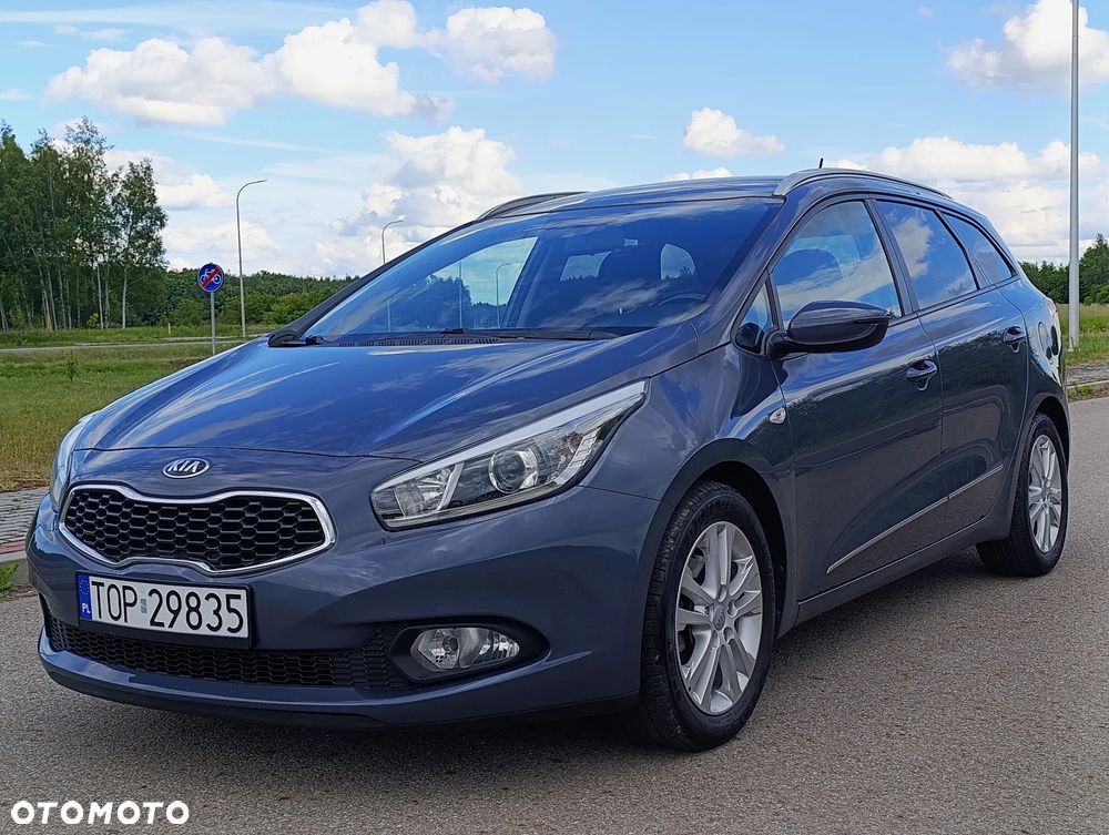 Kia Ceed 1.6 GDI Dream Team Edition - 8