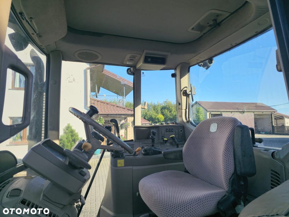 John Deere 6130 - 6