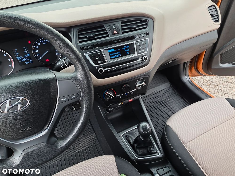Hyundai i20 blue 1.2 Classic - 21