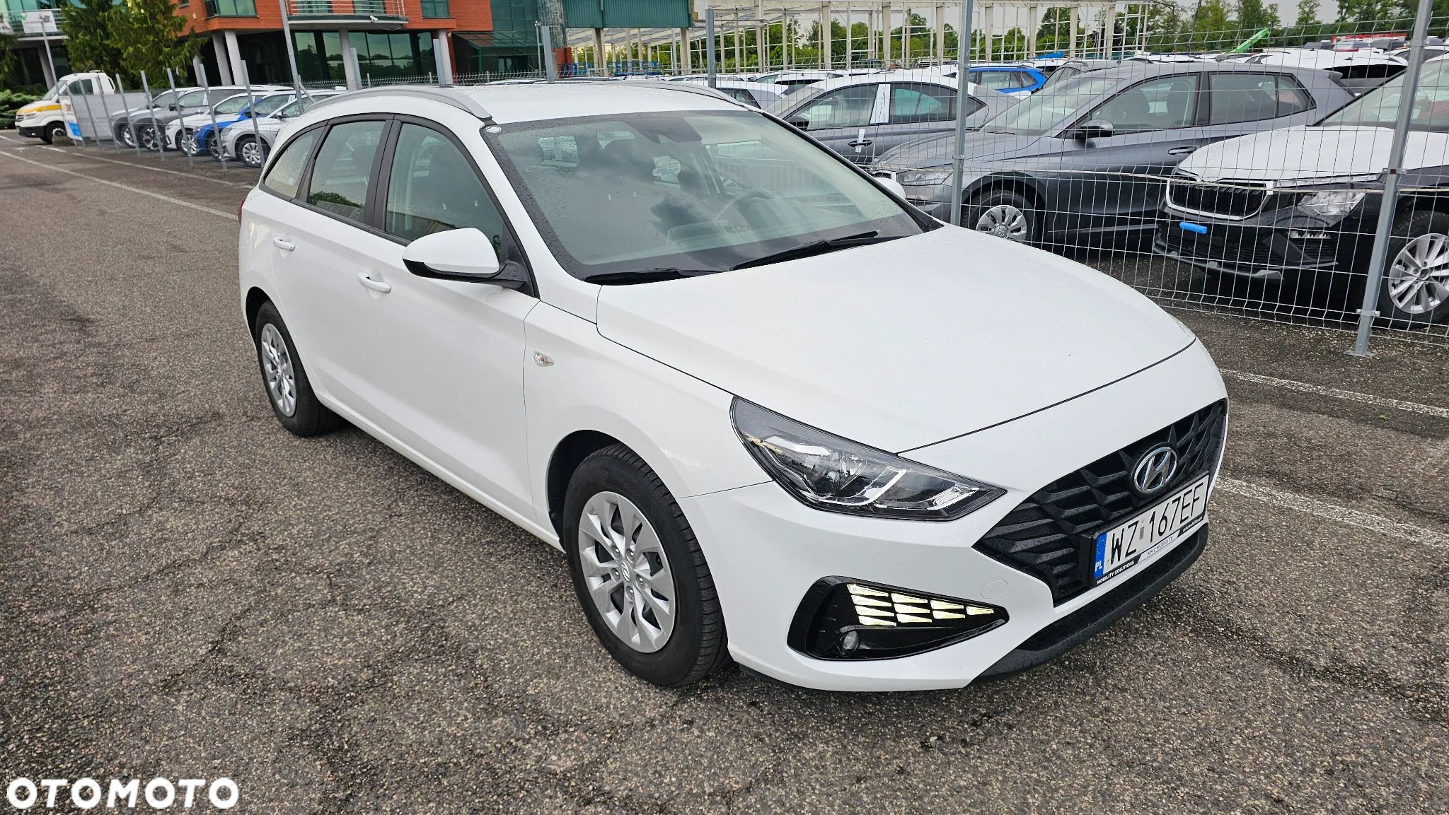Hyundai i30 1.6 D Comfort DCT - 1