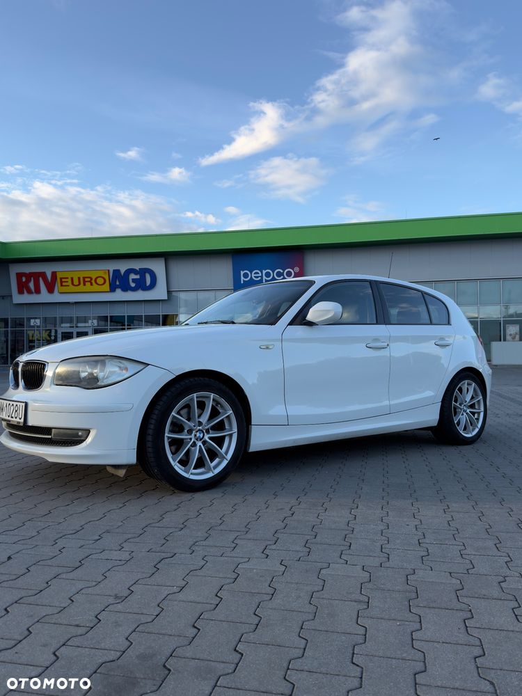 BMW Seria 1 120d DPF Edition Sport - 4