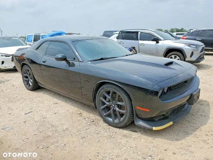 Dodge Challenger 5.7 R/T - 4