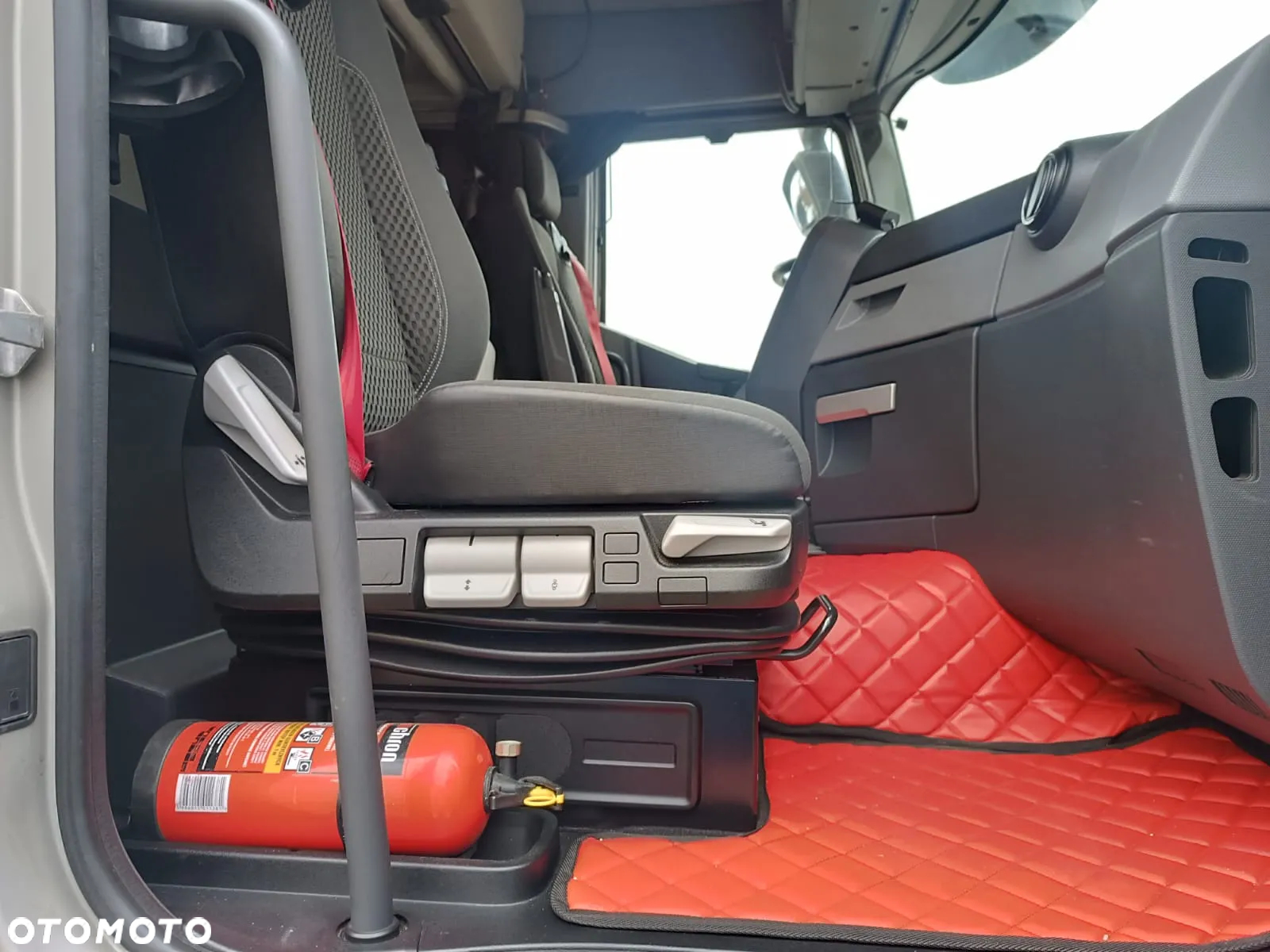Renault T 380 Comfort, 125 Years Renault Truck - 18