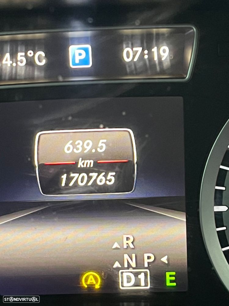 Mercedes-Benz A 200 CDI 4Matic 7G-DCT AMG Line - 11