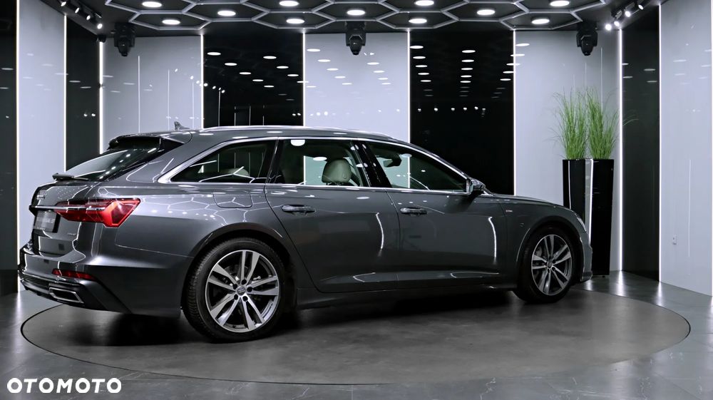 Audi A6 Avant 45 TDI quattro tiptronic design - 10