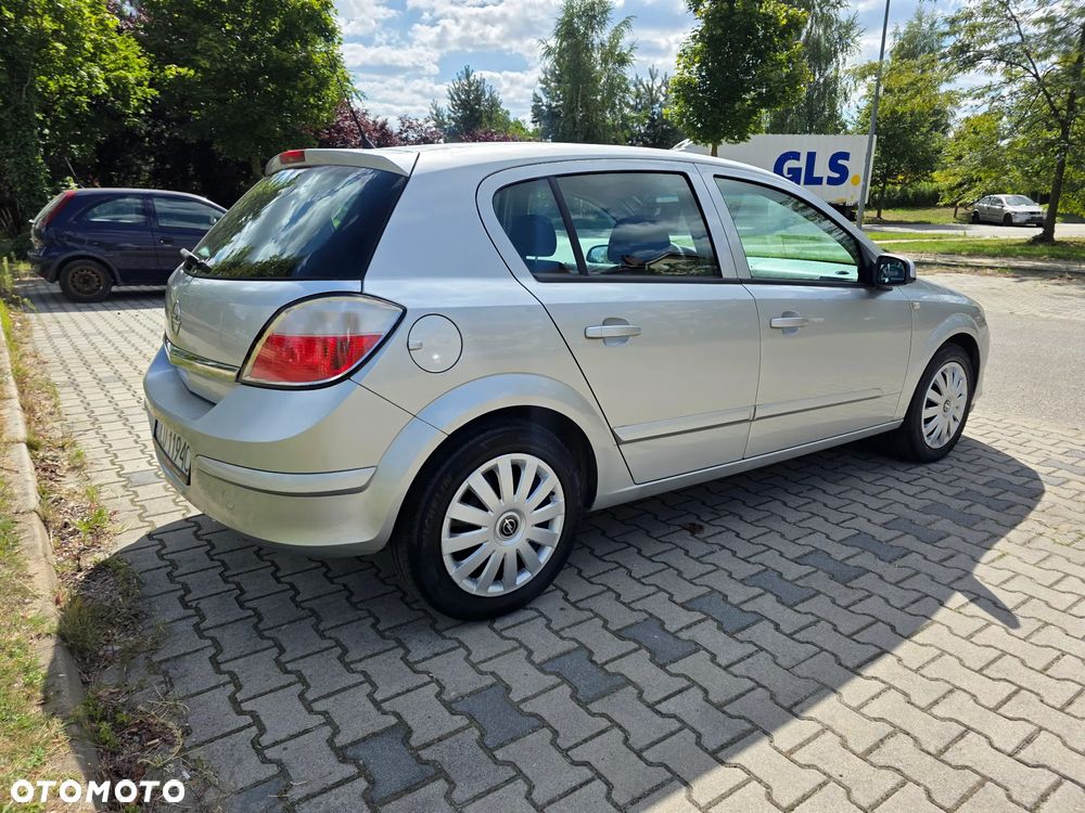 Opel Astra III 1.4 Enjoy - 15