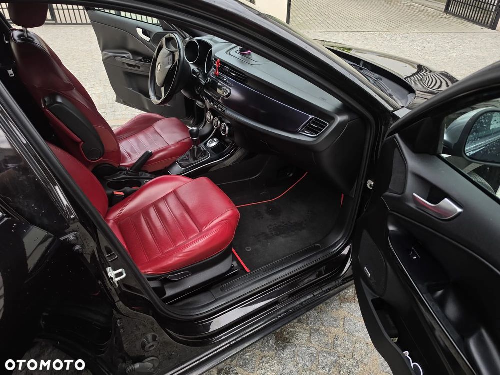 Alfa Romeo Giulietta 1.4 TB 16V Multiair - 21