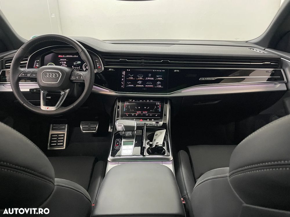 Audi Q8 SUV TFSI e quattro 290 kW tiptronic - 25