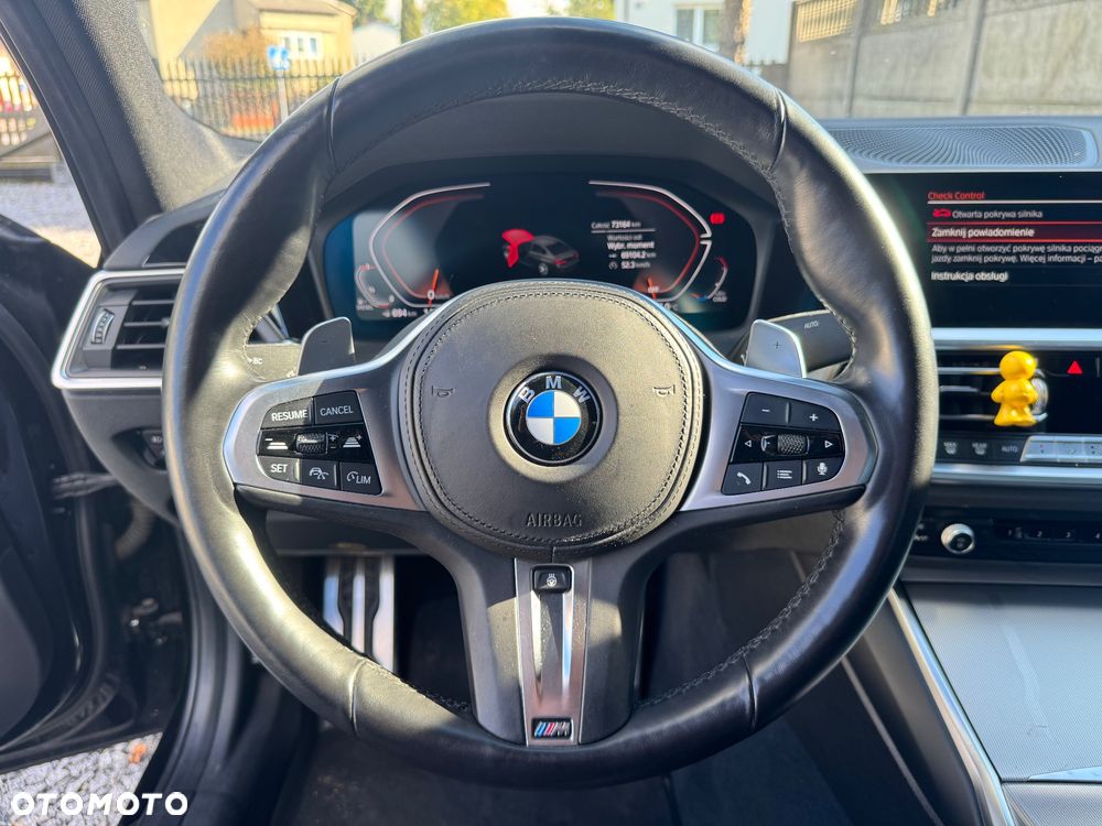 BMW Seria 3 320d xDrive M Sport - 17
