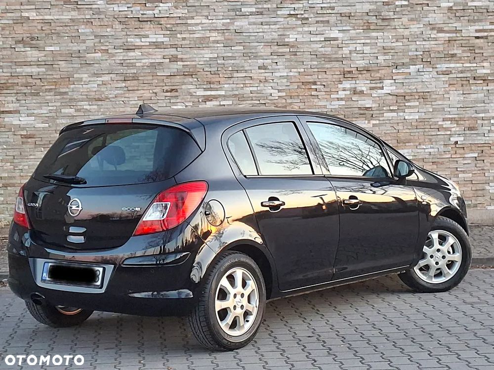 Opel Corsa 1.2 16V Color Edition - 4