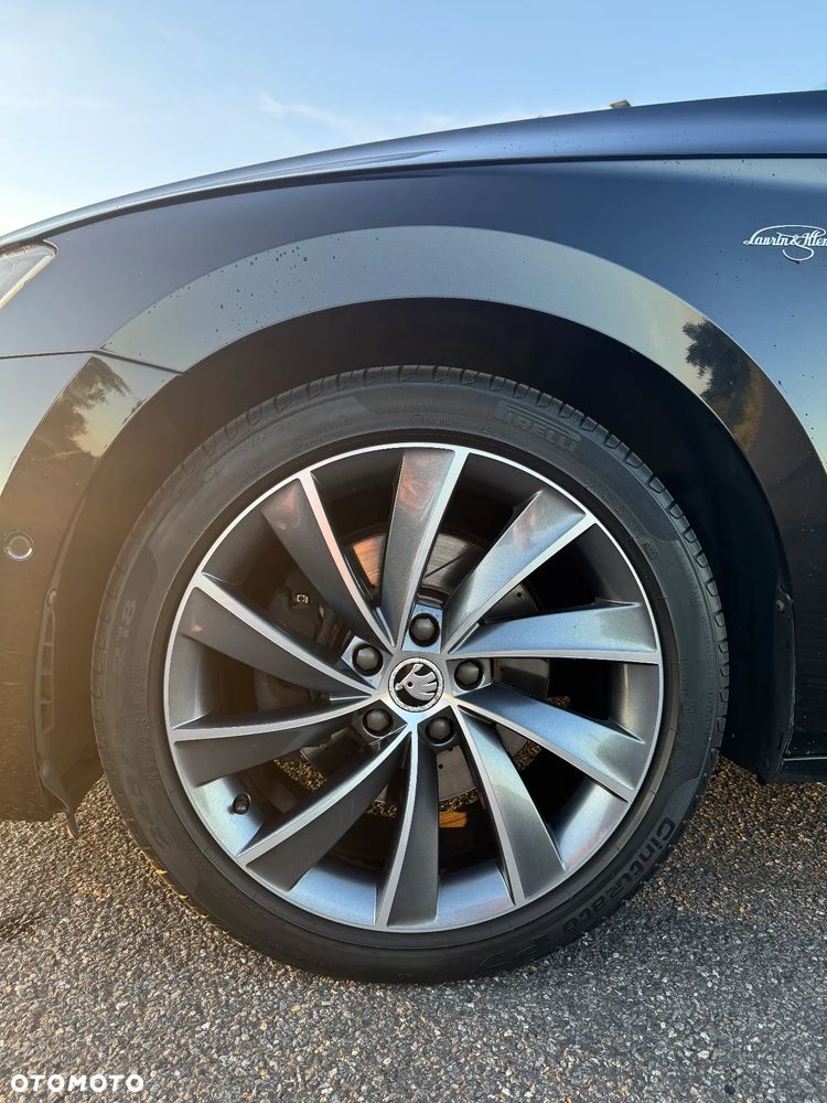 Skoda Superb 2.0 TDI 4x4 L&K DSG - 10