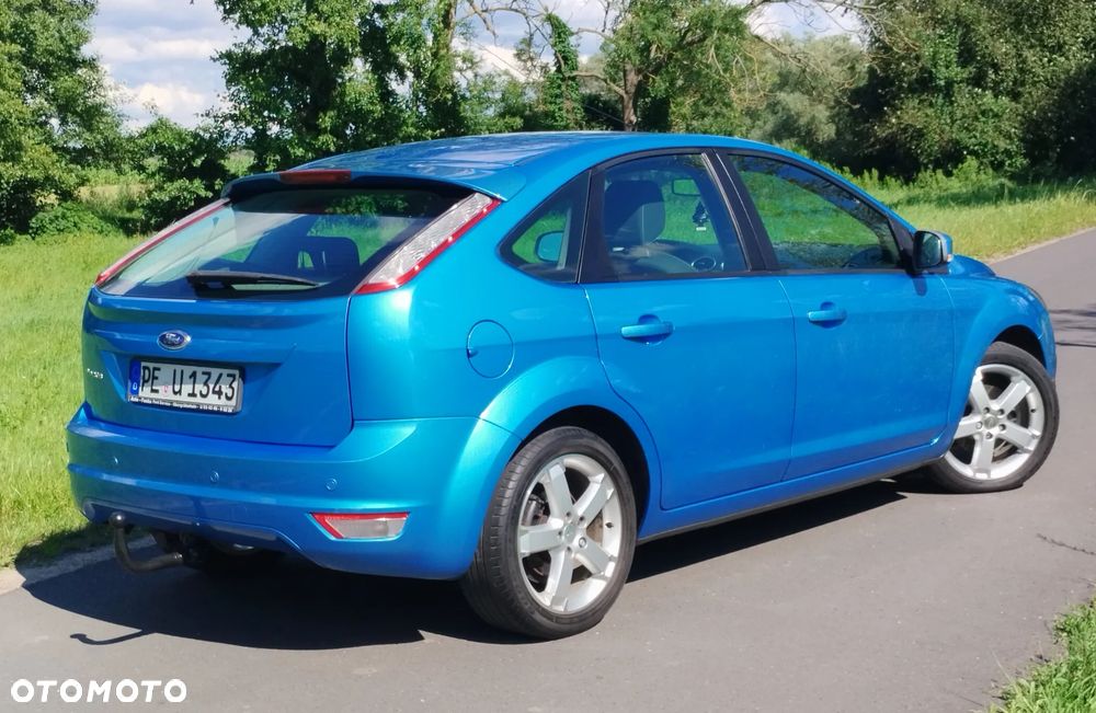 Ford Focus 1.6 16V Style+ - 4
