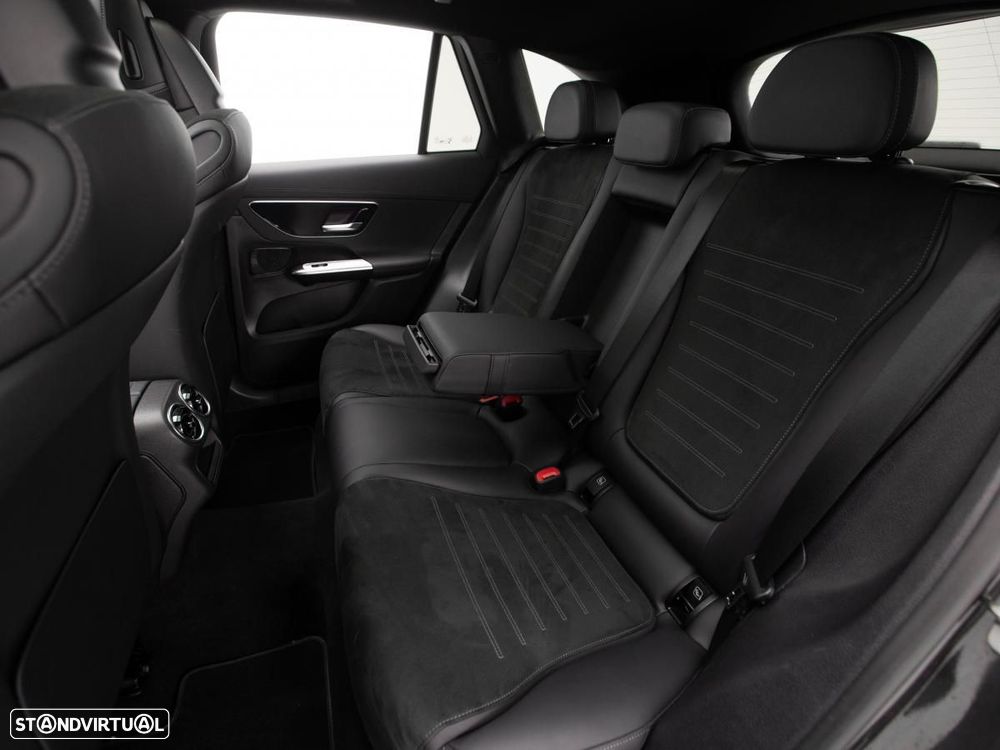 Mercedes-Benz GLC 300 d 4Matic - 11