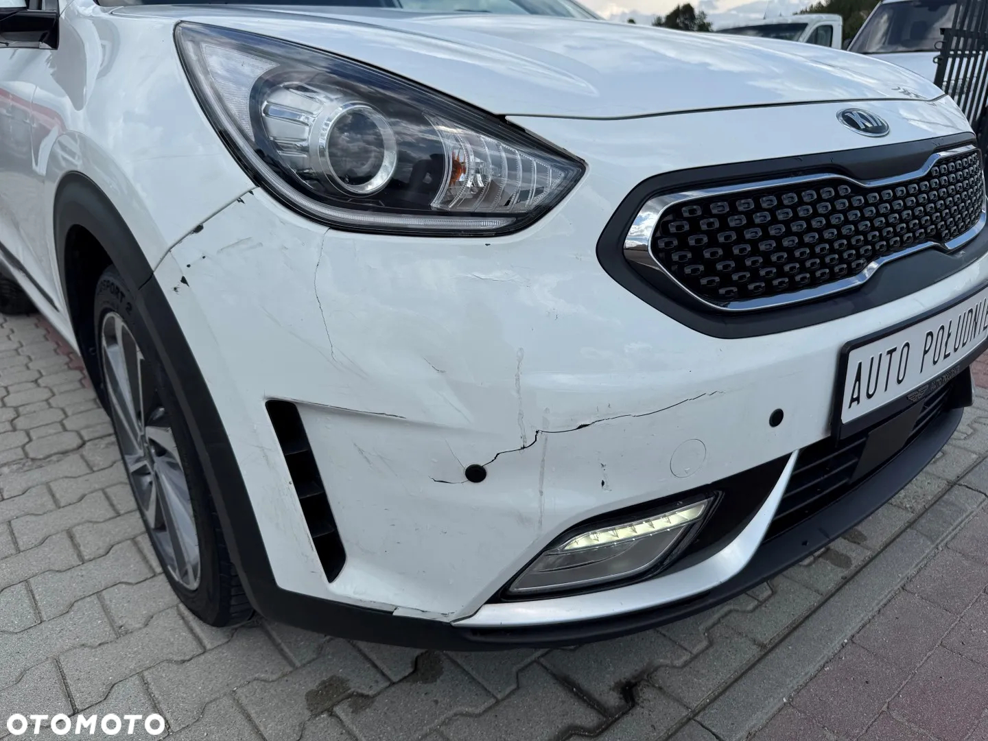 Kia Niro 1.6 GDI Hybrid L - 16