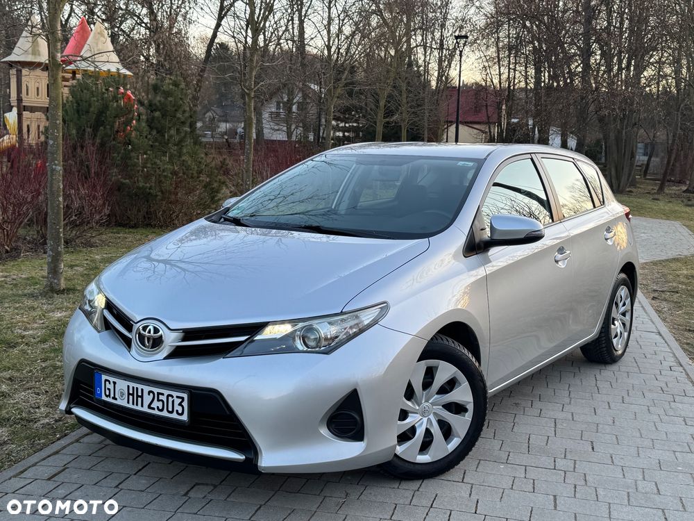 Toyota Auris 1.33 Dual-VVT-i Cool - 23