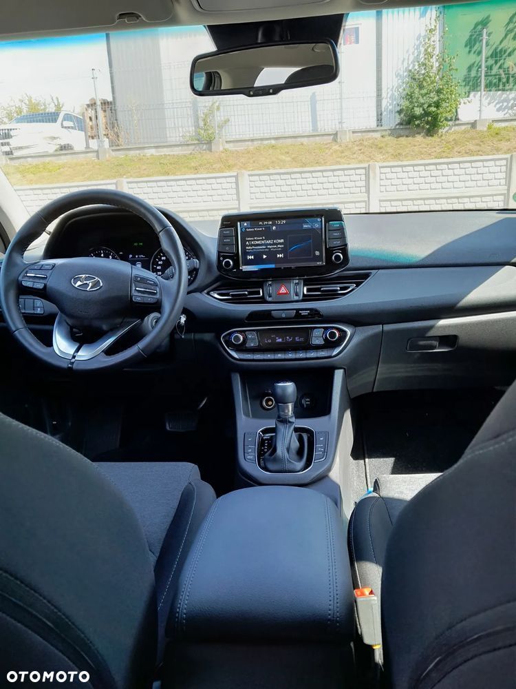Hyundai i30 Kombi 1.0 T-GDI 48V-Hybrid DCT Trend - 11