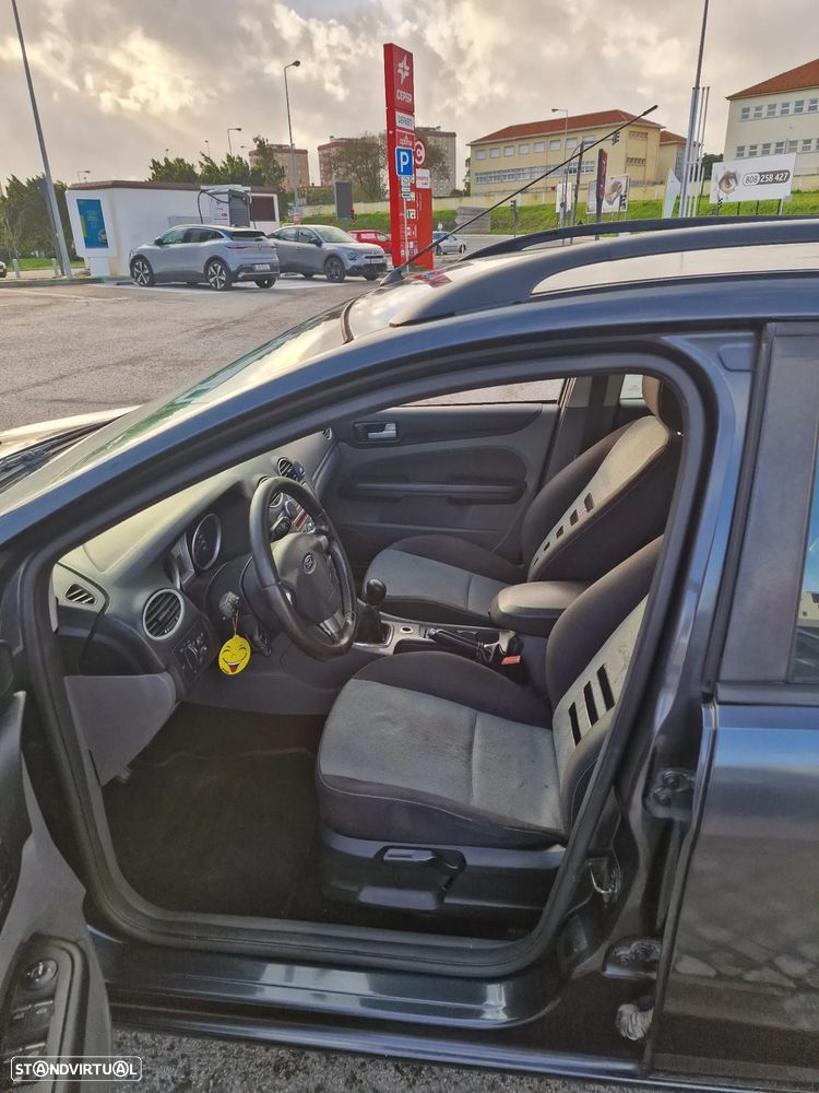 Ford Focus SW 1.6 TDCi ECOnetic - 9