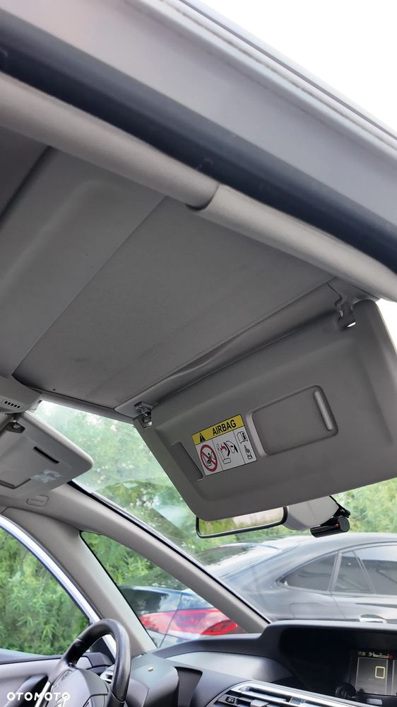 Citroën C4 Picasso - 17