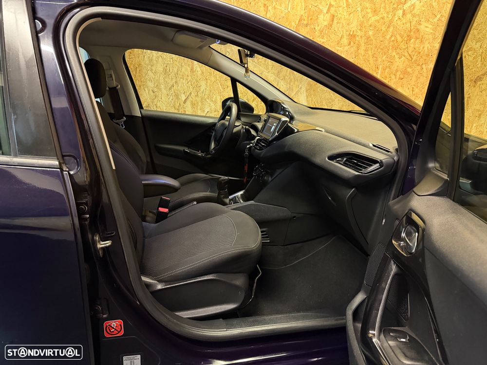 Peugeot 208 PureTech 82 Active - 10