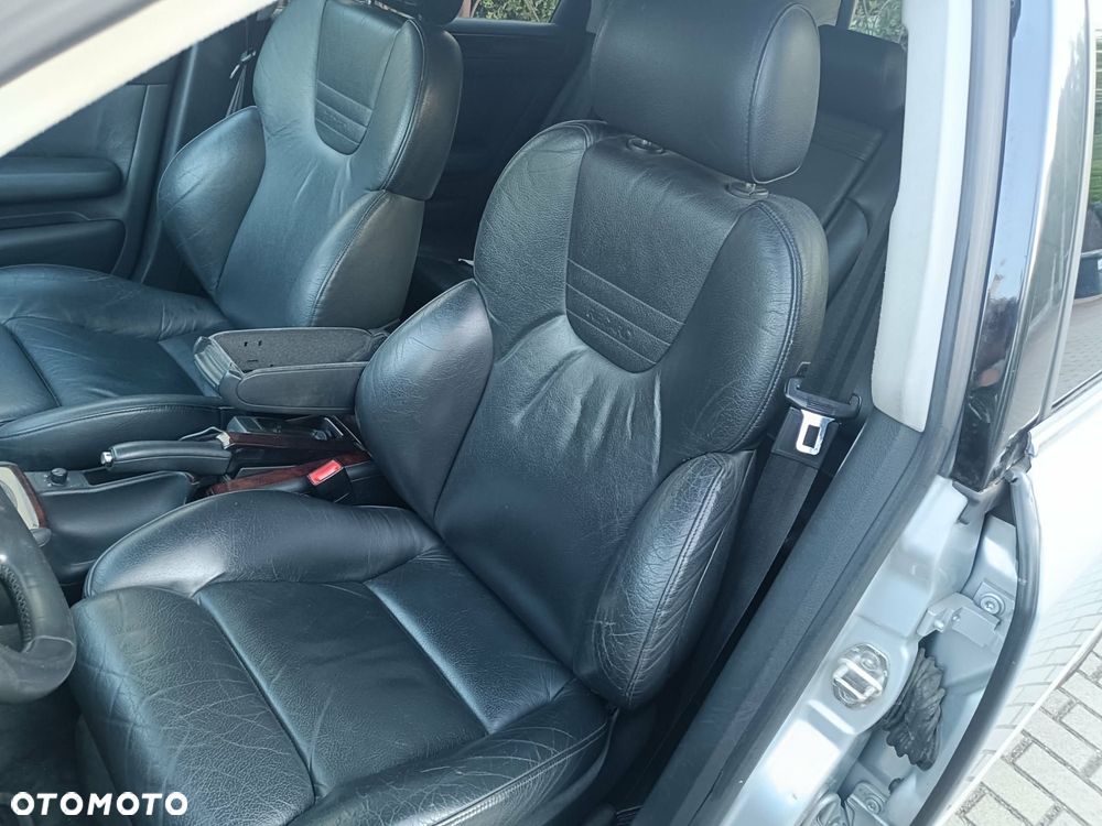 Audi A6 Avant 2.5 TDI Multitronic - 4