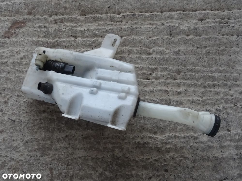ZBIORNICZEK PŁYNU DO SPRYSKIWACZY OPEL INSIGNIA A KOREK CZUJNIK POMPKA - 10