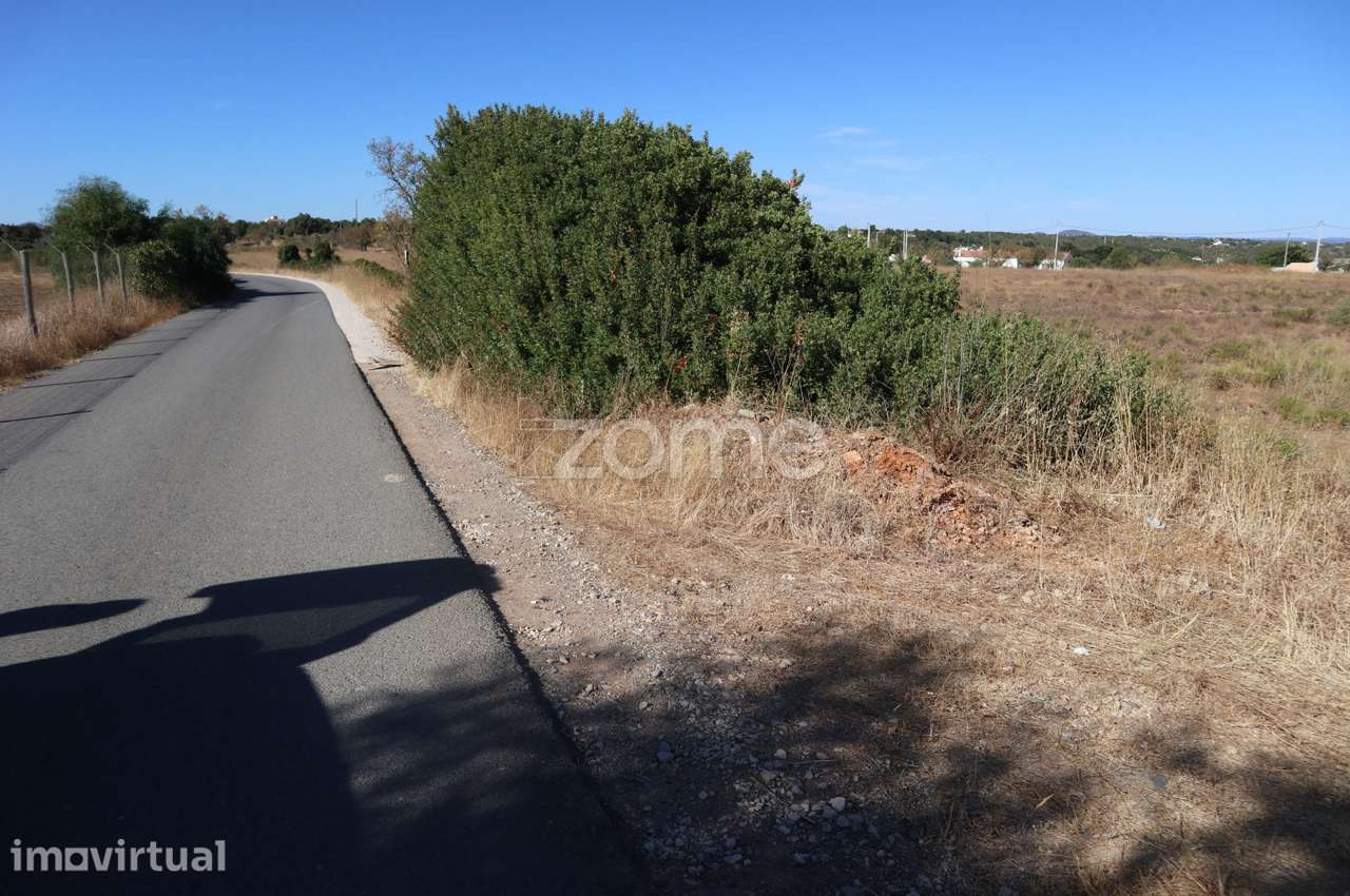 Terreno em Silves, Algarve, com 41.040 m² (4,1 hectares) - Grande imagem: 3/15