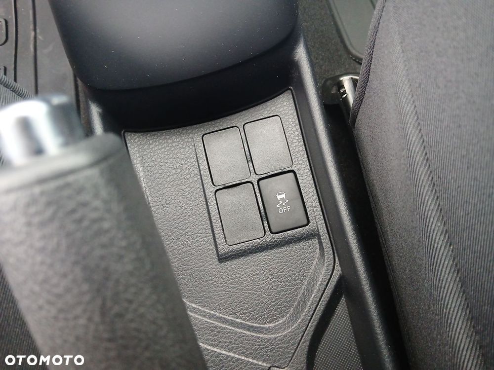 Toyota Yaris 1.0 Active EU6 - 35