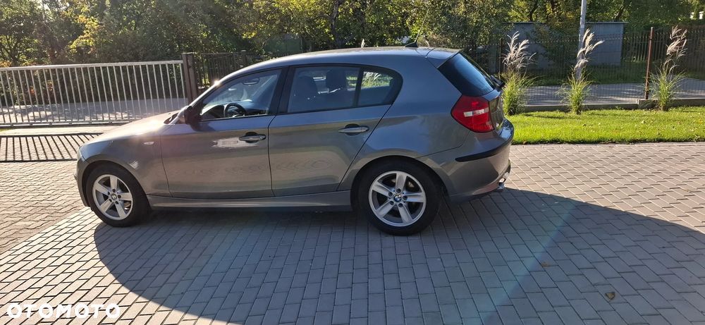 BMW Seria 1 116i - 8