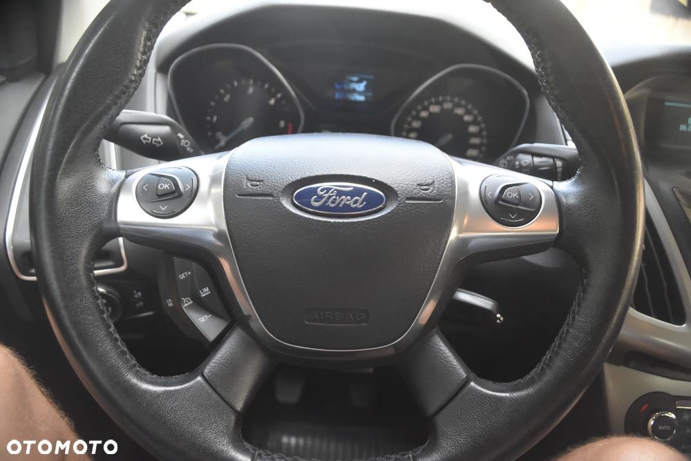 Ford Focus 1.6 TDCi DPF Trend - 8