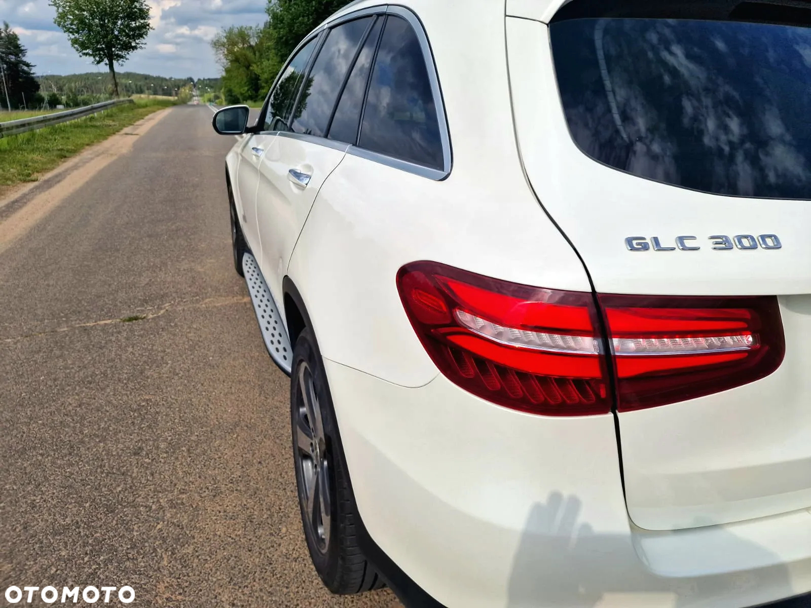 Mercedes-Benz GLC 300 4Matic 9G-TRONIC Exclusive - 8