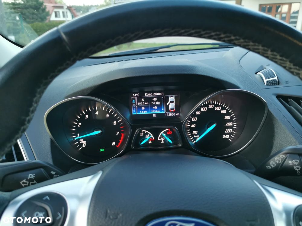 Ford Kuga 1.5 EcoBoost 2x4 Titanium - 3