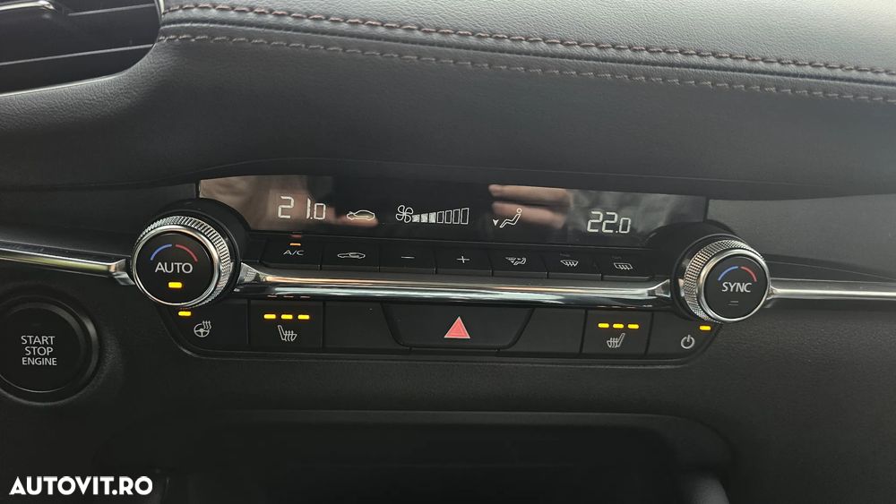 Mazda 3 e-SKYACTIV-X 186 M HYBRID Aut. CENTRE-LINE - 18