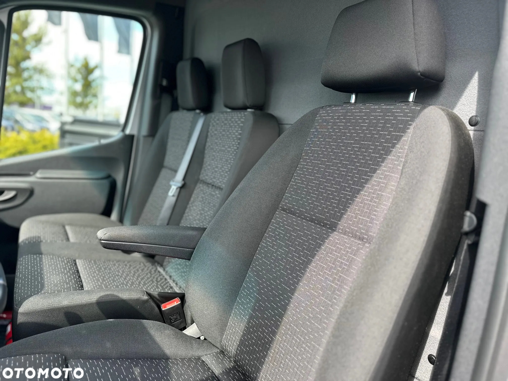 Mercedes-Benz Sprinter 317 - 14