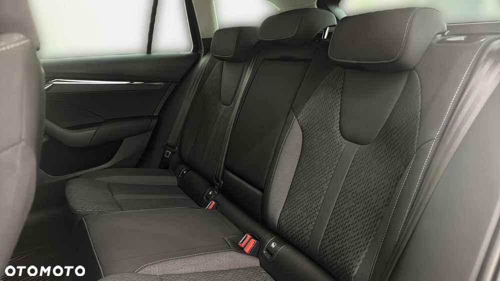 Skoda Octavia 1.5 TSI ACT Style - 17