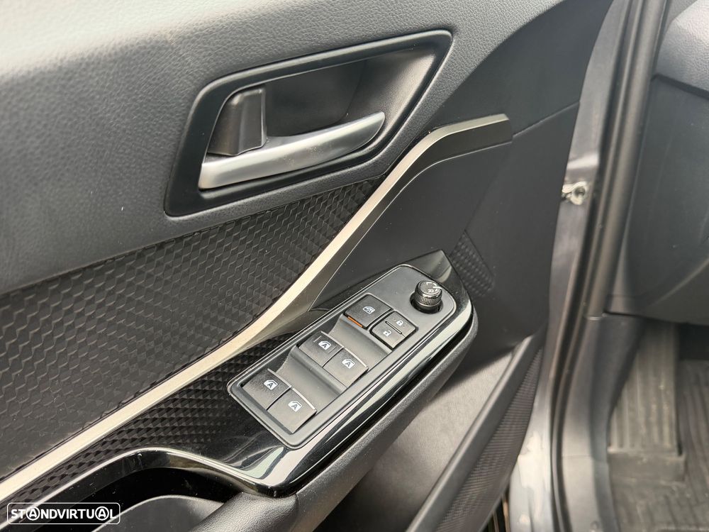 Toyota C-HR 1.8 Hybrid Square Collection - 45